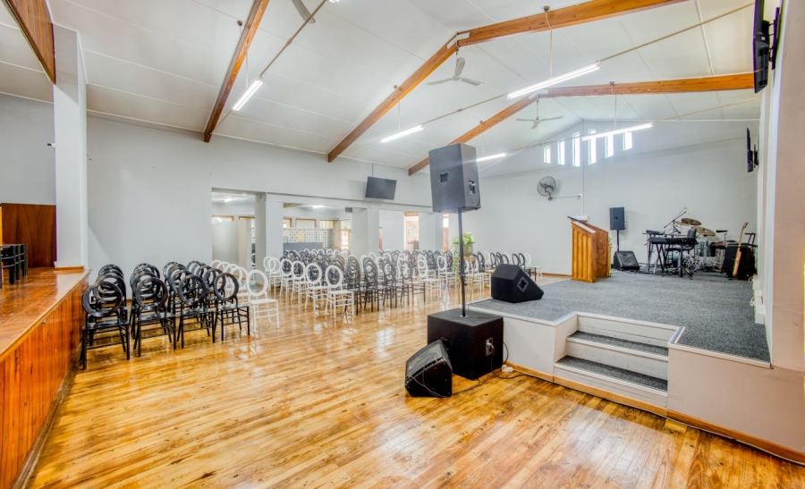 Commercial Property for Sale in Summerpride Eastern Cape
